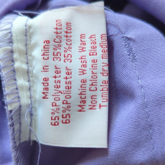 Crossover Empire Waist scrub top in purple 🟣💜 - Picture 3 of 3